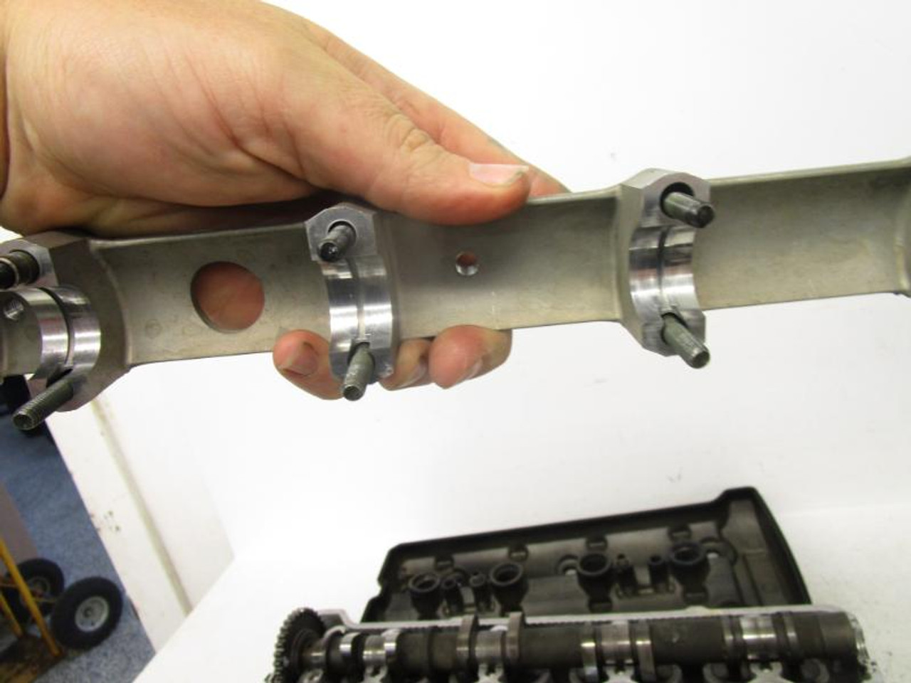 01 Suzuki GSXR 1000 Cylinder Head 11100-35F00 2001-2002